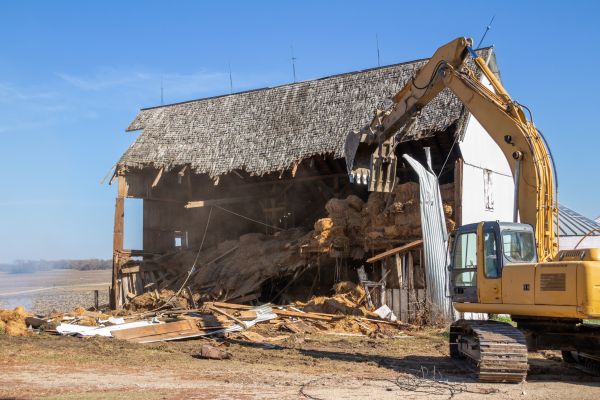 Barn Demolition in Wenatchee